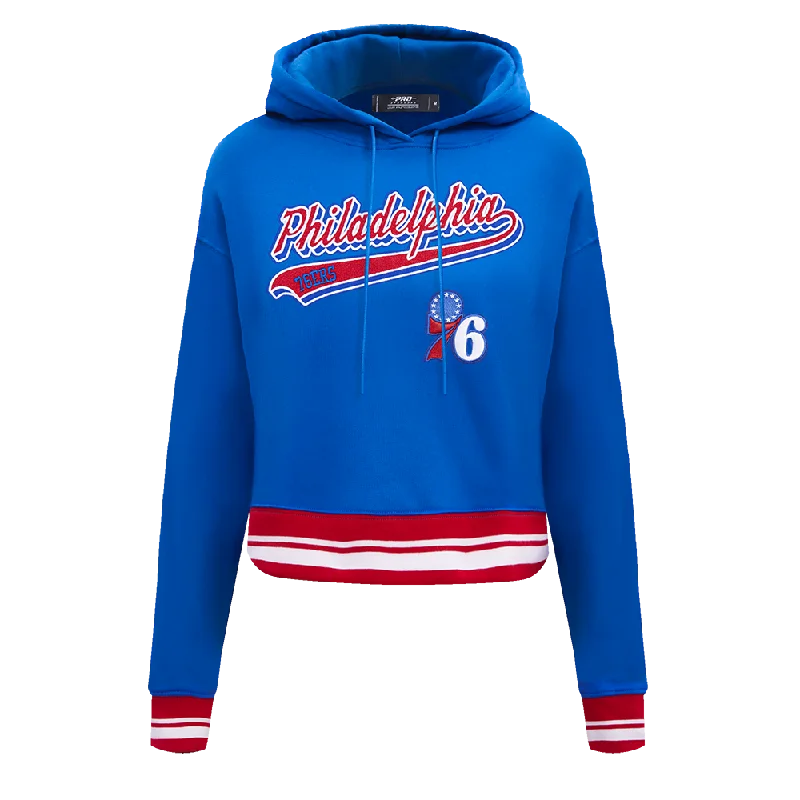 NBA PHILADELPHIA 76ers SCRIPT TAIL WOMEN'S RIB FLC CROPPED PO HOODIE (ROYAL BLUE/RED)