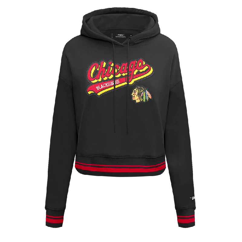 NHL CHICAGO BLACKHAWKS SCRIPT TAIL WOMEN'S RIB FLC CROPPED PO HOODIE (BLACK/RED/BLACK)